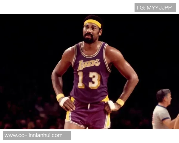 时隔半年重返NBA张伯伦加盟凯尔特人签约六个月展望新赛季